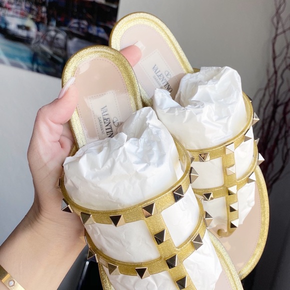 COPY - NWT Valentino Rockstud Gold Jelly Slides - Picture 8 of 16
